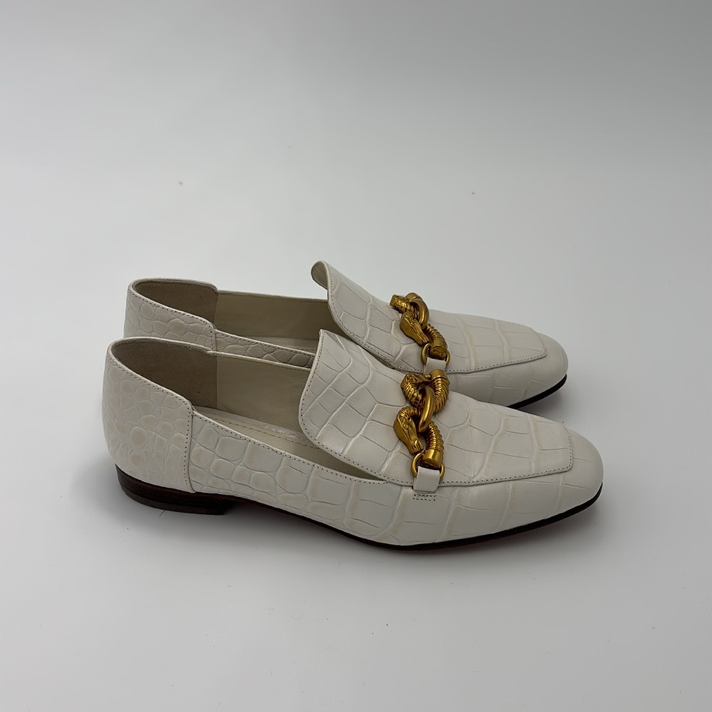 Tory Burch Jessa White Croc Embossed Elegant White Loafers with Gold Chain 5.5 - Picture 4 of 6